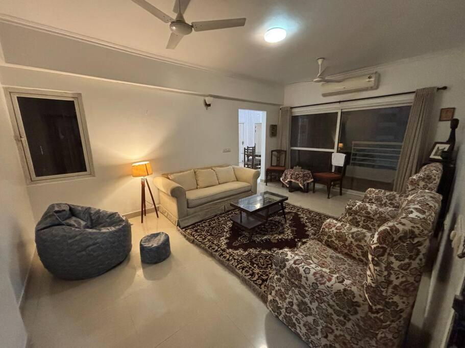 The Grand Ganga Room 2 Near Sangam Allāhābād Junction Exterior foto